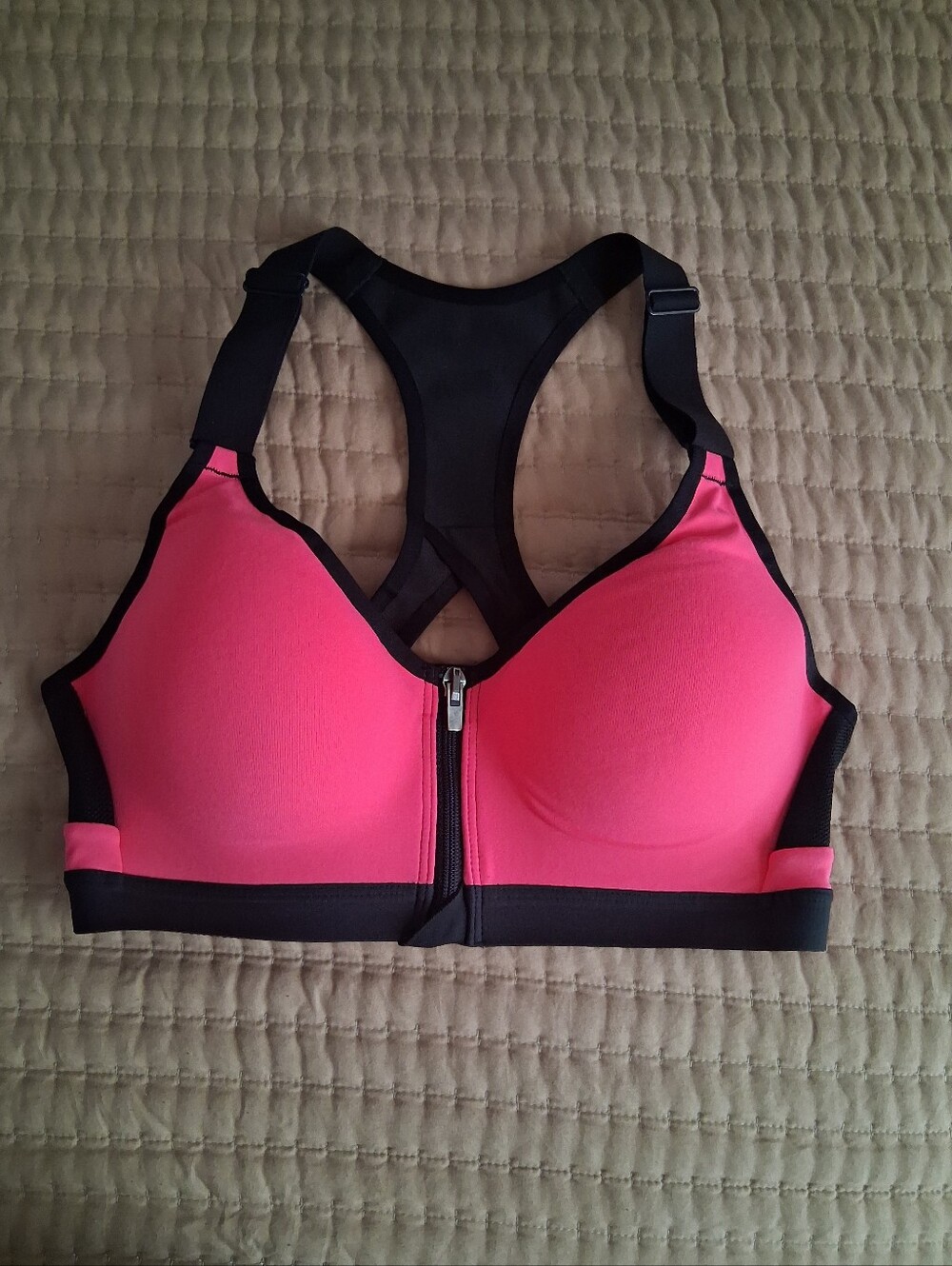 Victoria's Secret Hot Pink & Black Front-Zip Racerback Sports Bra Sz34B Pre-owne